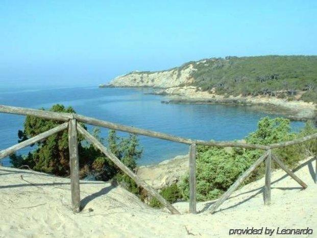 Le Palme Hotel SantʼAnna Arresi Exterior foto